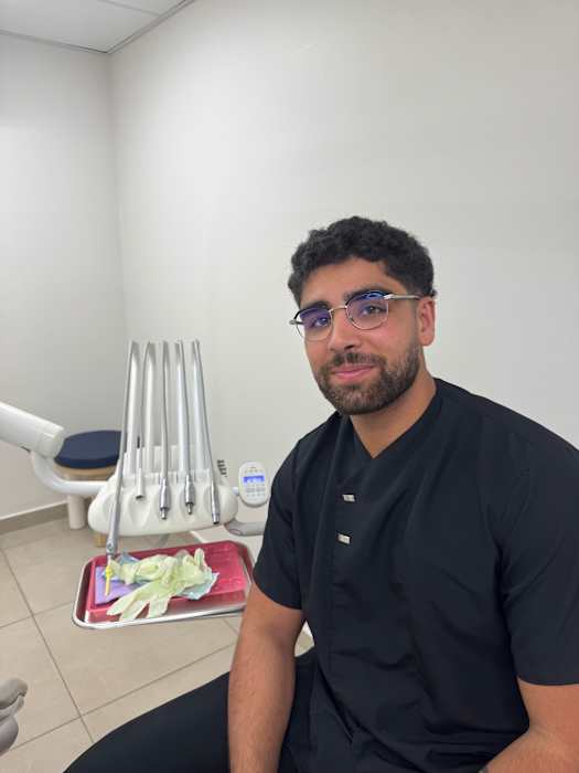 Dr Samuel Chaouat, Chirurgien dentiste à Draguignan