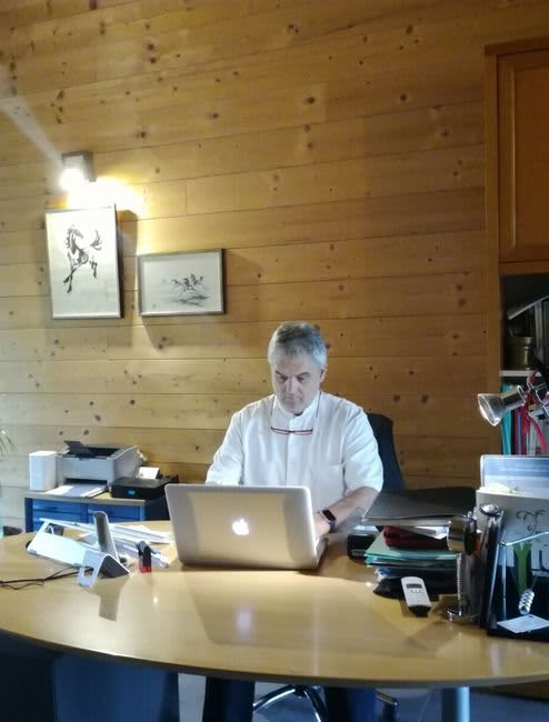 Dr Philippe Tujague