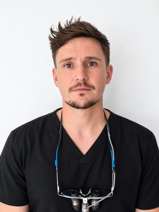 Dr Pierre Jehle, Chirurgien dentiste à Saint-Félix-Lauragais