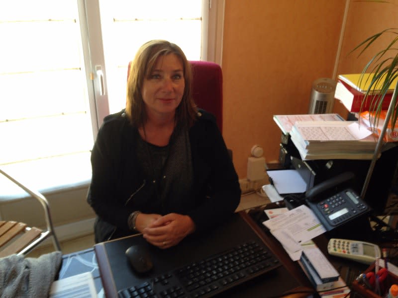 Dr Catherine Louedin