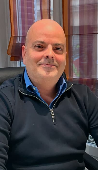 Dr ANTONIO AZZI