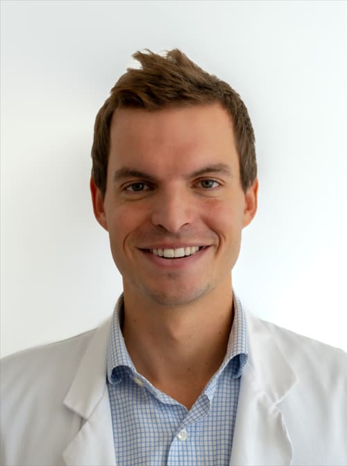 Dr Tomas MORALY