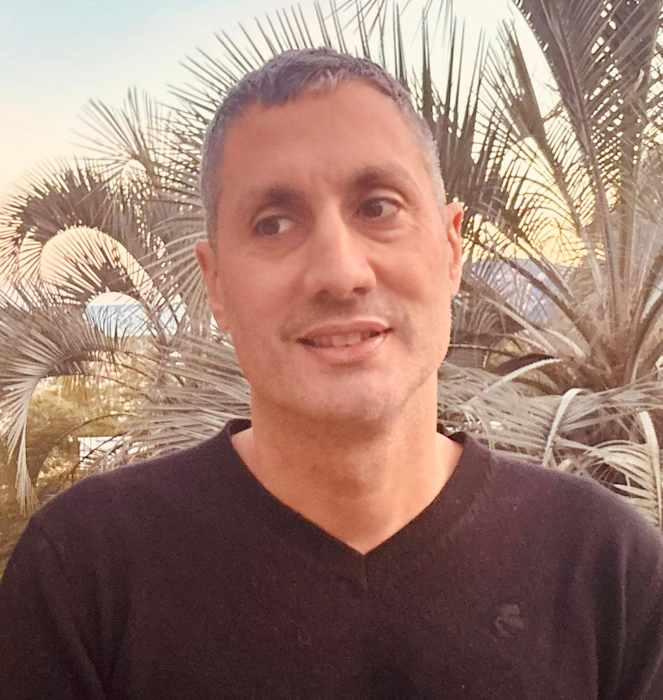 Dr Laurent Melki, Ophtalmologue à Roquefort-Les-Pins