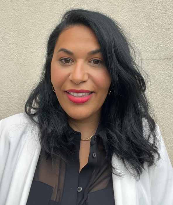 Dr Nora Miftah