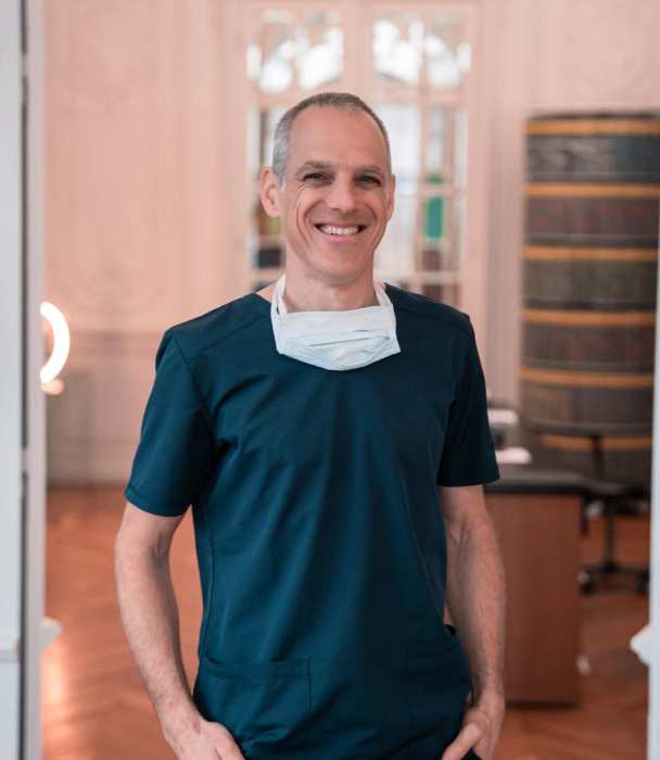 Dr NICOLAS SEGUIN