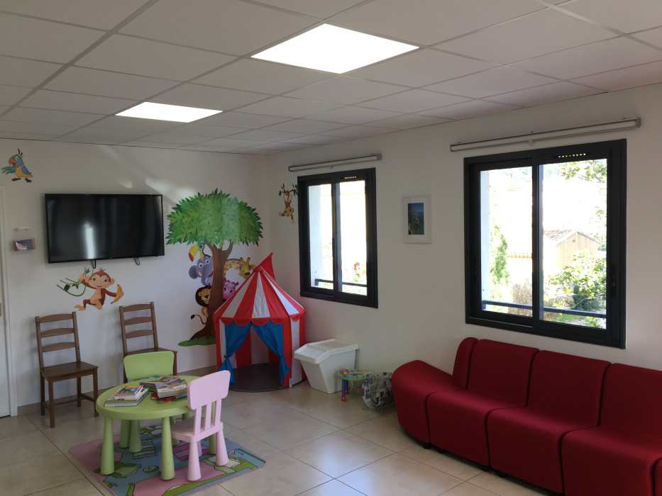 Docteur faroigi besse sur issole