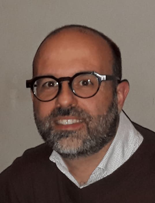 Dr Julien Praline