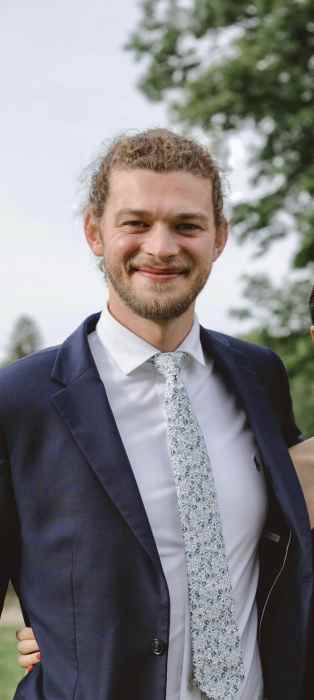 Simon Desneux