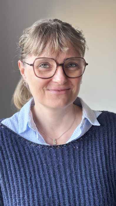 Emmanuelle Adrian