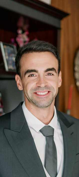 Dr Gil Costa