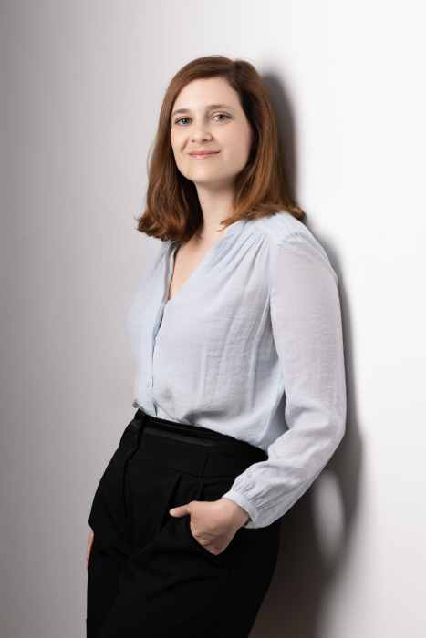 Dr Julie KOSACKI