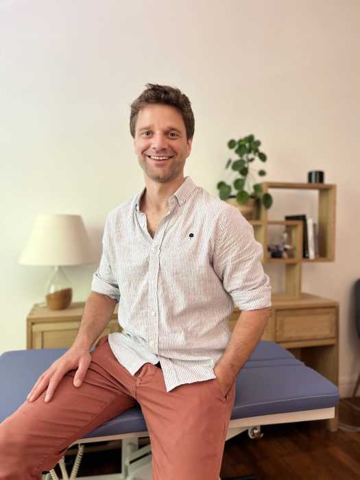 HUGUES DESJOBERT