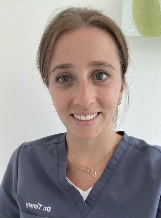 Dr Léa TIMERY
