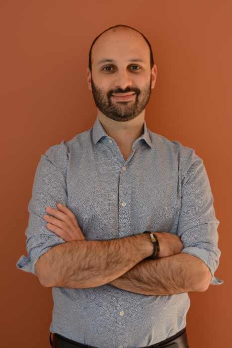 Dr Damien FARD