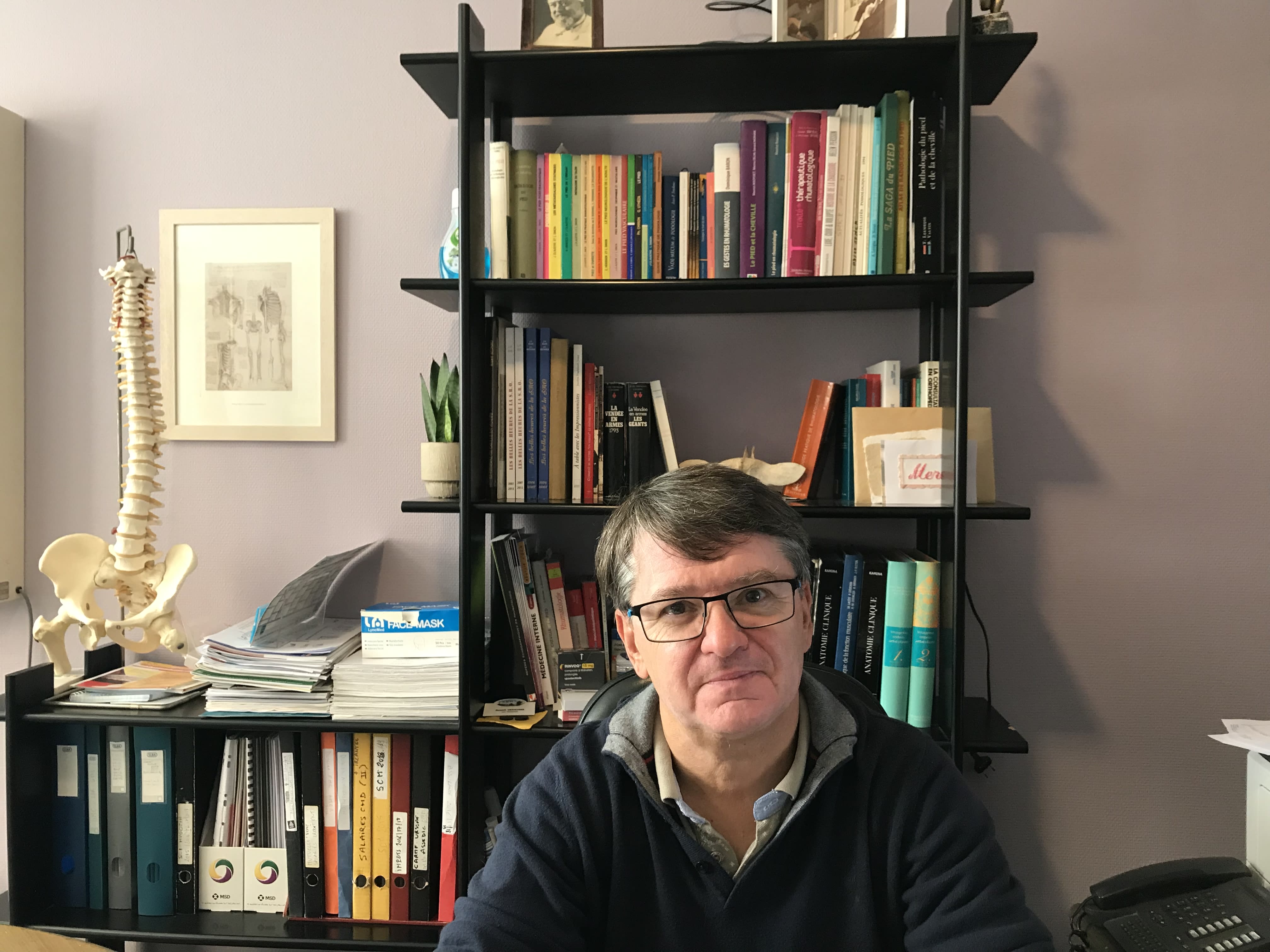 Rhumatologue Clinique St Charles La Roche Sur Yon Dr Benoit CHAILLOUS, Rhumatologue à Les Herbiers : Prenez RDV en ligne