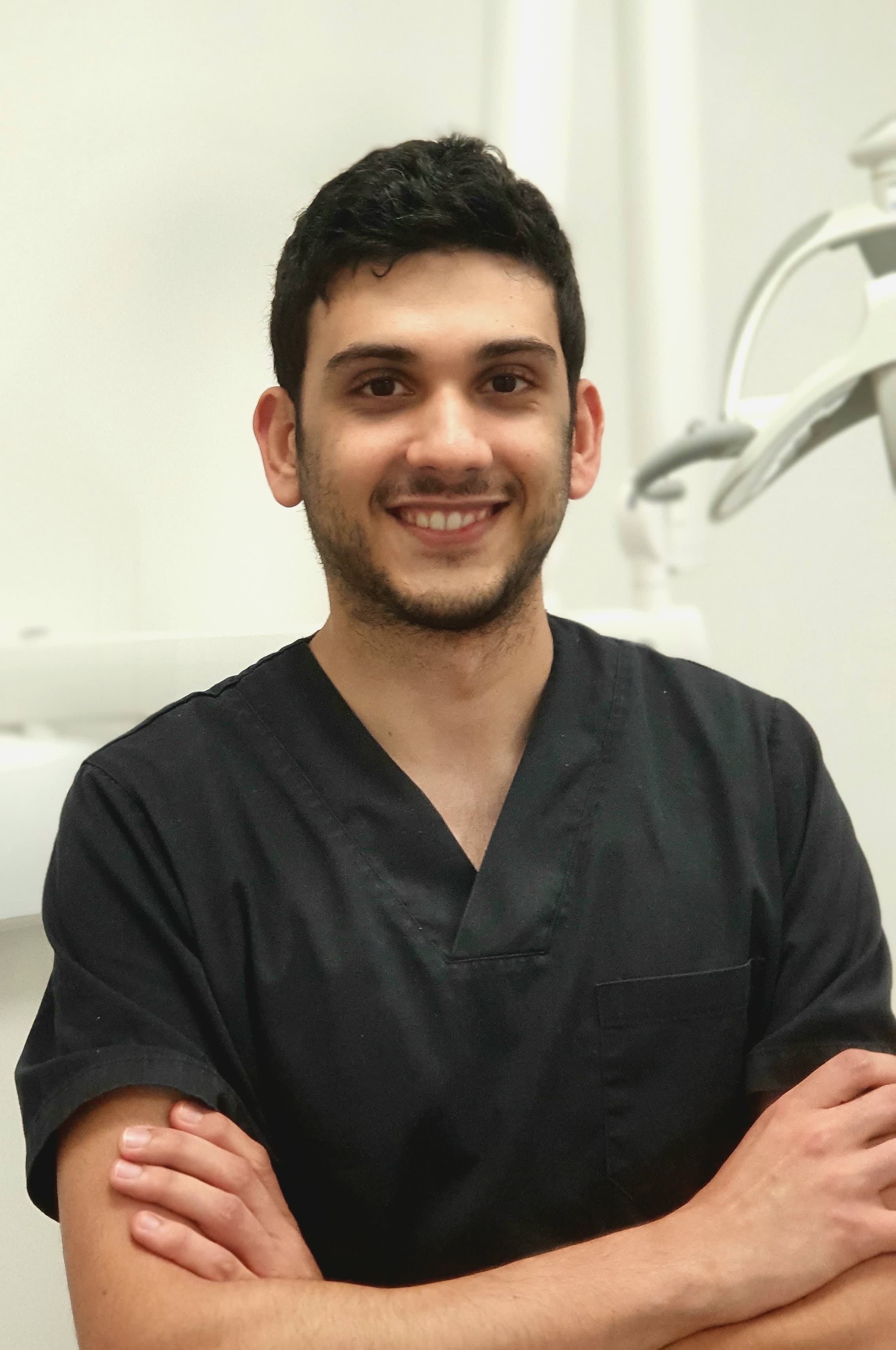 Dr Nathaniel Kadoch Chirurgien Dentiste A Marseille