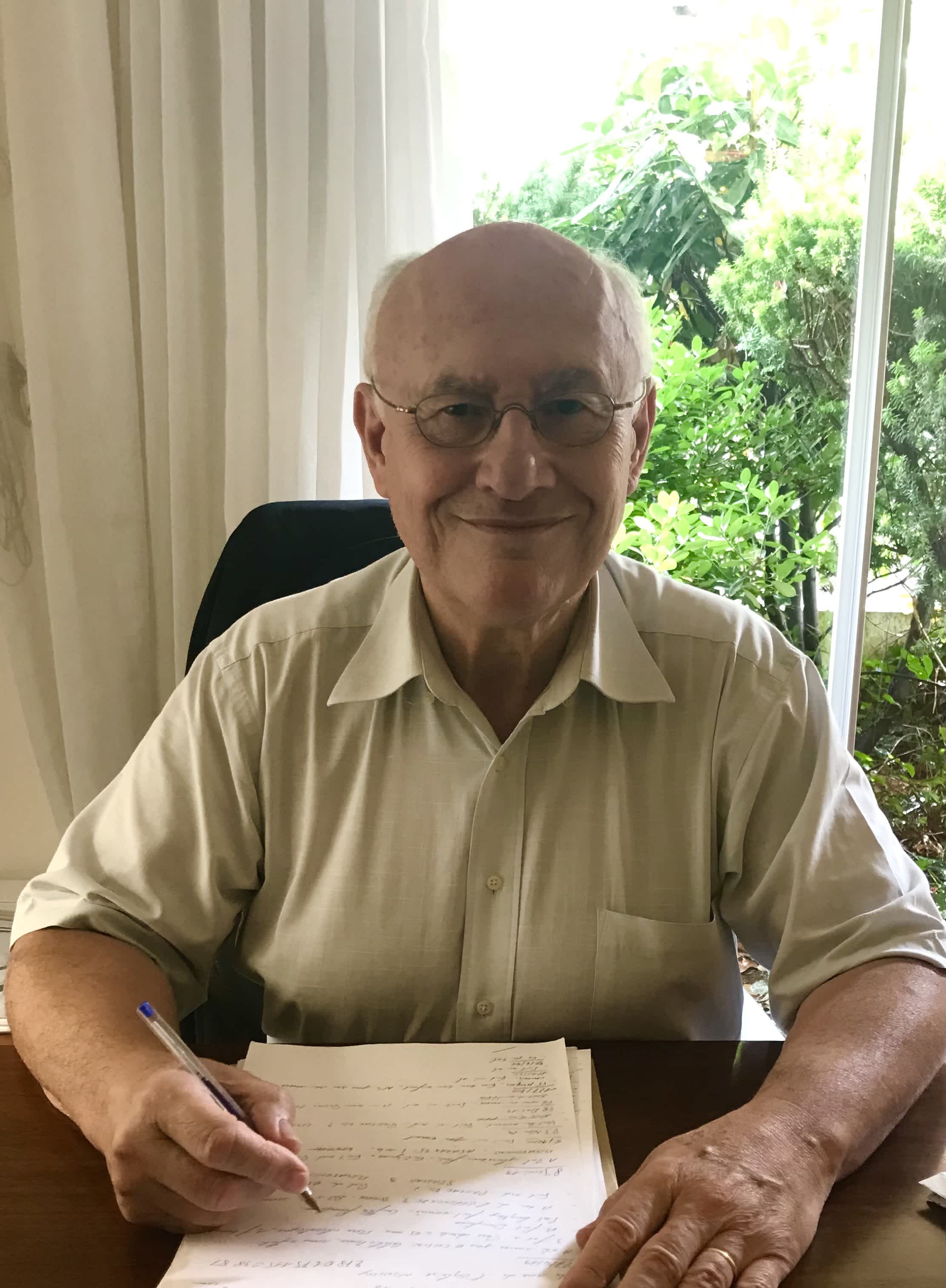 121 Boulevard Bineau 92200 Neuilly Sur Seine Dr Michel PIERRE, Psychiatre à Neuilly-sur-Seine : Prenez RDV en ligne