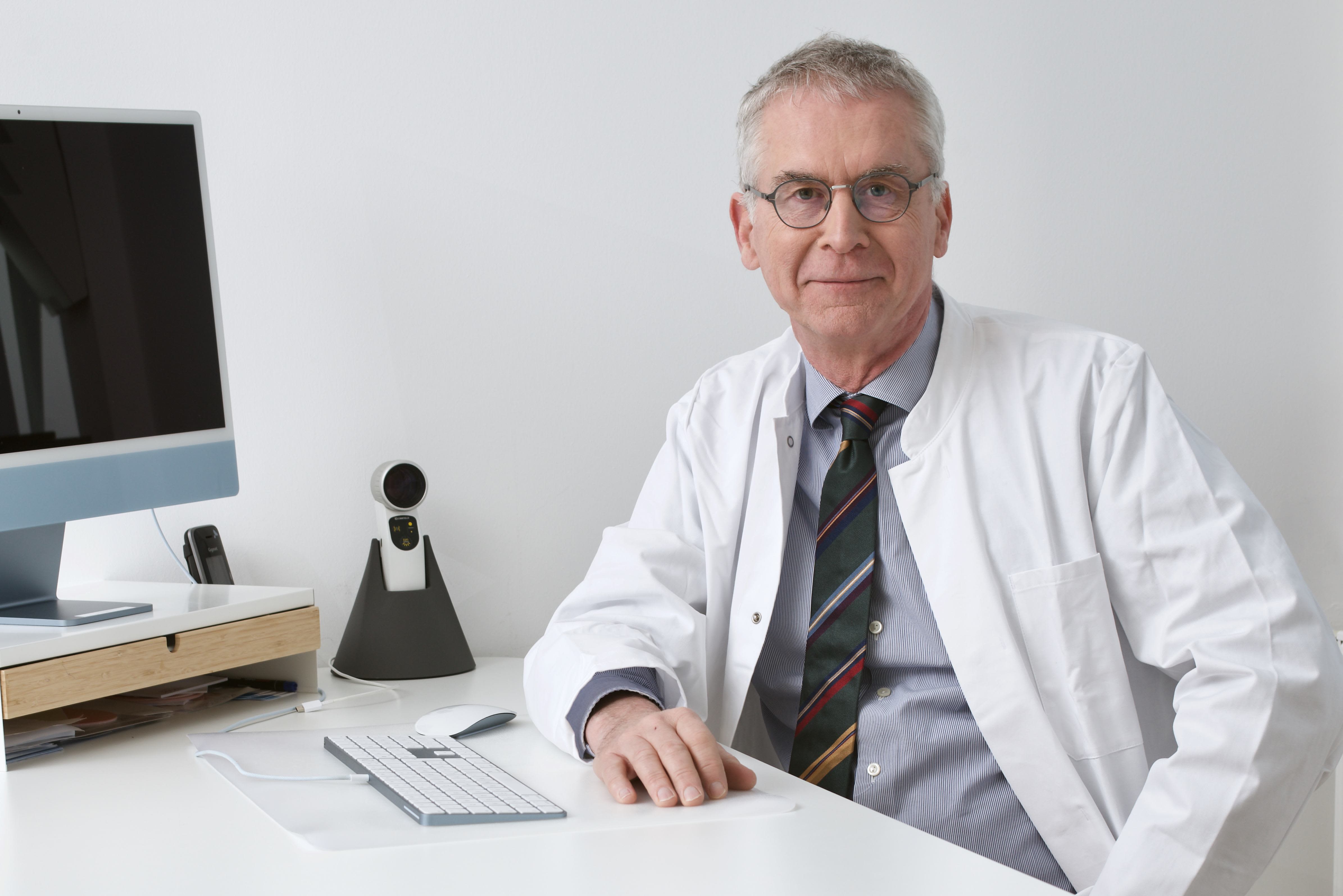 Dr. Med. Georg I. Pfeifer Orthopädische Praxis Hautarztpraxis Friedenau - Dr. med. Georg Nitzsche, Praxis in Berlin