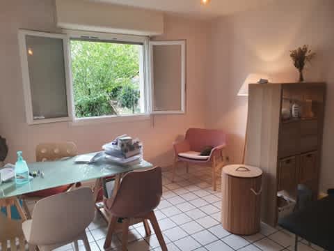 femme villenave dornon